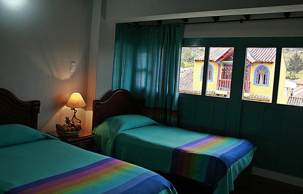Hotel Los Geranios Duitama Luaran gambar