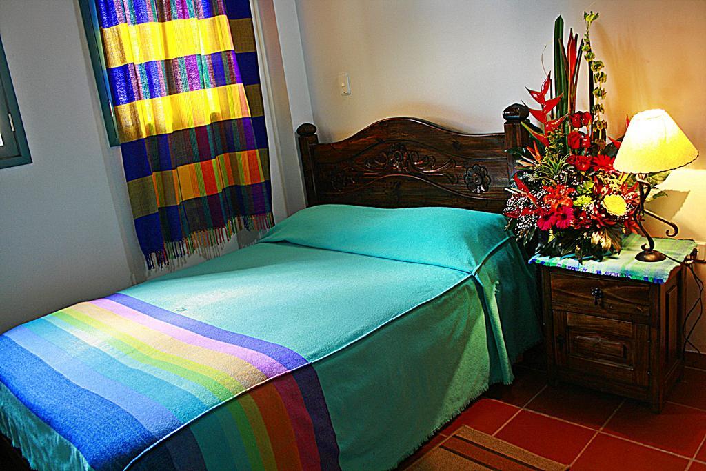 Hotel Los Geranios Duitama Luaran gambar