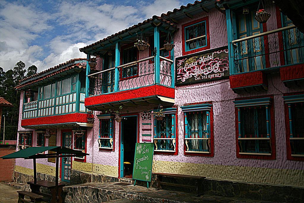 Hotel Los Geranios Duitama Luaran gambar