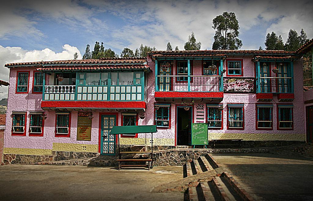 Hotel Los Geranios Duitama Luaran gambar